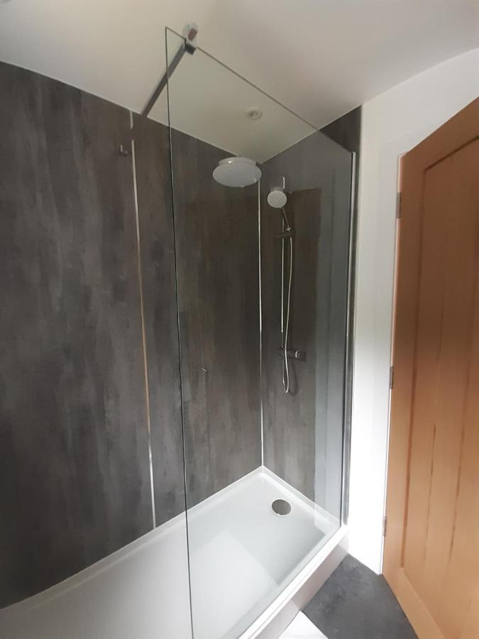 Carvetii - Jade House - 3 Bed House Sleeps Up To 8 Apartment Kelty Bagian luar foto